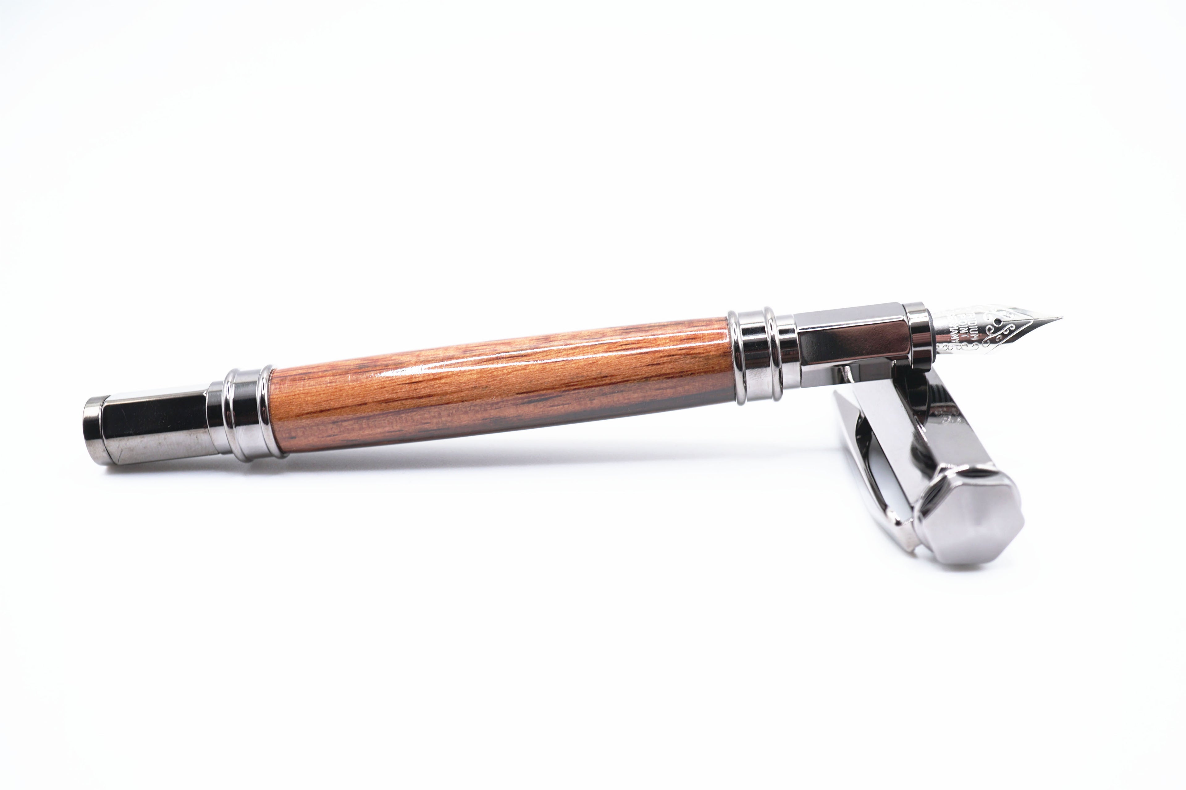 Vertex Fountain Pen - Madagascar Wood